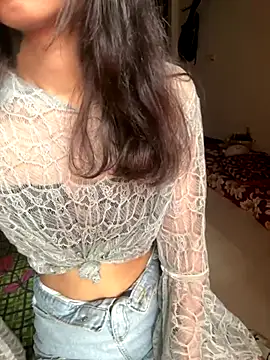 Snapshot of _Maya_zaidi_ chatting on October 15, 9:28 am Maya zaidi online show from October 15, 9:28 am