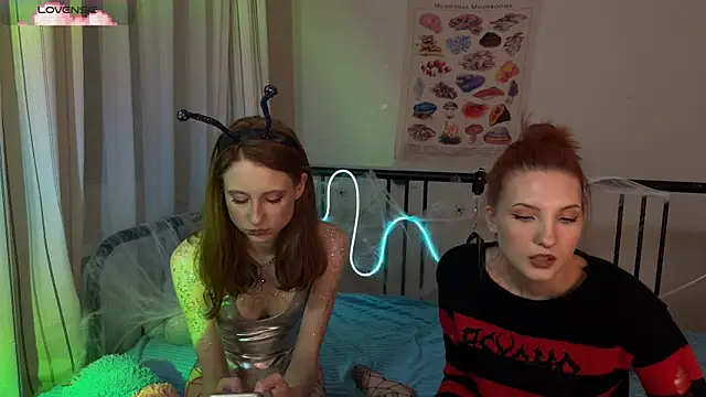 Olivia Rid  online show from October 29, 9:25 pm