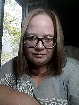 LillyWilly online show from October 6, 10:38 am