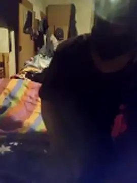 Snapshot of SuperheroDck chatting on November 13, 11:19 pm SuperheroDck online show from November 13, 11:19 pm