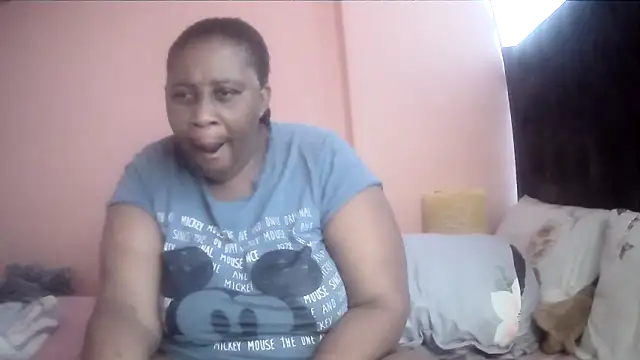 HUGEASSXXXXX online show from November 22, 4:55 am