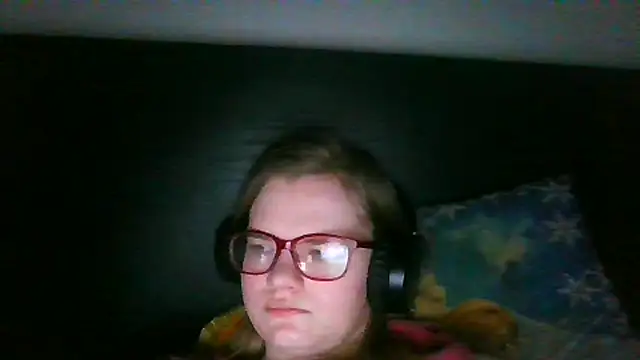 Moonolighta online show from December 22, 1:00 pm