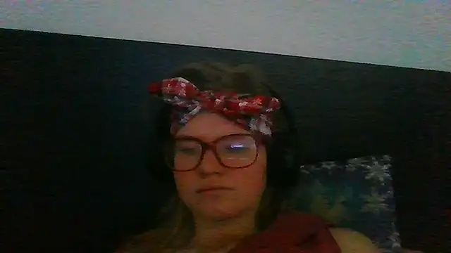 Moonolighta online show from October 28, 9:52 am