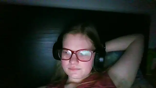 Moonolighta online show from January 6, 4:33 pm