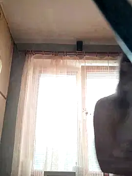 Moonolighta online show from November 15, 9:35 am