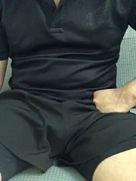 ednguyen online show from February 10, 5:39 am