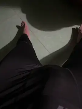 ednguyen online show from November 16, 9:41 pm