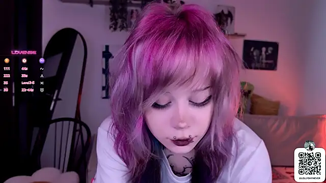 Lollyshy online show from October 3, 10:39 am