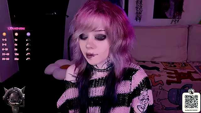 Lollyshy online show from October 20, 1:00 pm