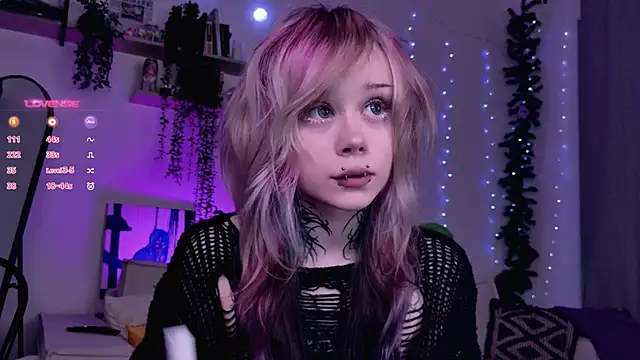 Lollyshy online show from December 20, 10:07 am