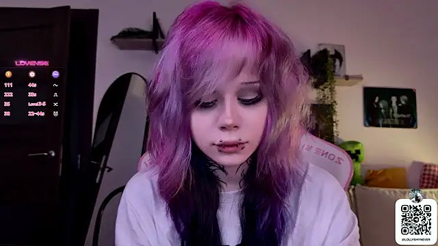 Lollyshy online show from September 19, 11:47 am