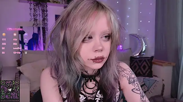 Lollyshy online show from February 25, 8:25 am