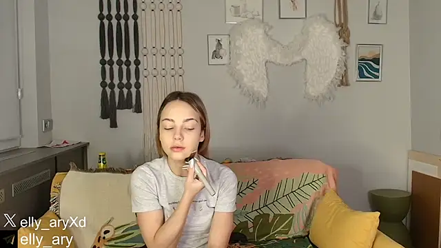 daddyonlyloveme online show from December 17, 9:20 pm