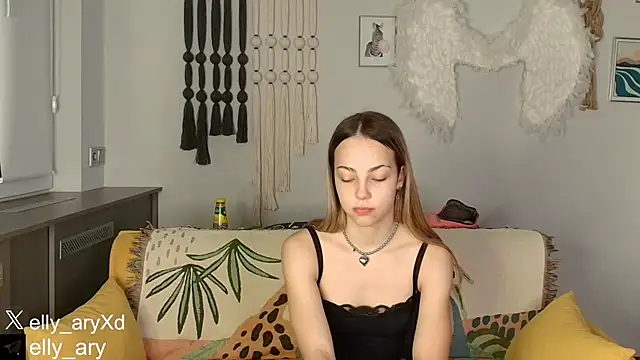 daddyonlyloveme online show from January 10, 9:21 pm