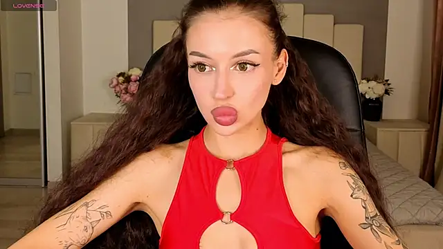 Alexa   Hill online show from September 14, 9:59 pm