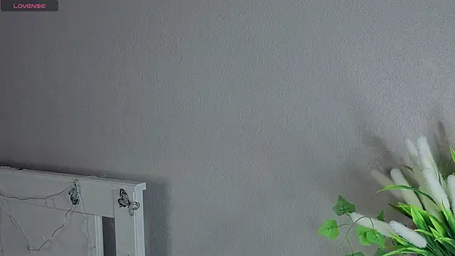 BlushinBloom online show from April 11, 5:59 am