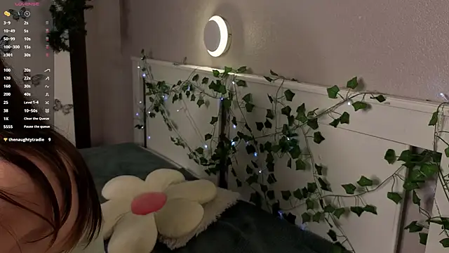 BlushinBloom online show from July 10, 6:35 am