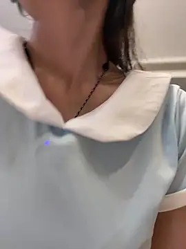 jiajia L online show from April 8, 1:01 pm