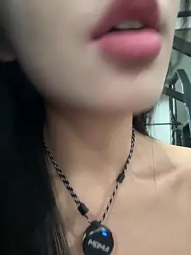 jiajia L online show from March 6, 12:11 pm