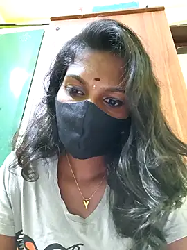 Snapshot of Honey_rosetamil chatting on February 25, 7:03 pm Honey rosetamil online show from February 25, 7:03 pm