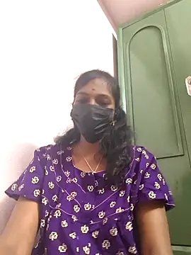 Snapshot of Honey_rosetamil chatting on January 10, 7:09 pm Honey rosetamil online show from January 10, 7:09 pm