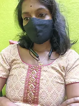 Snapshot of Honey_rosetamil chatting on July 7, 6:22 pm Honey rosetamil online show from July 7, 6:22 pm