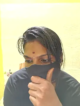 Snapshot of Honey_rosetamil chatting on December 21, 1:30 am Honey rosetamil online show from December 21, 1:30 am