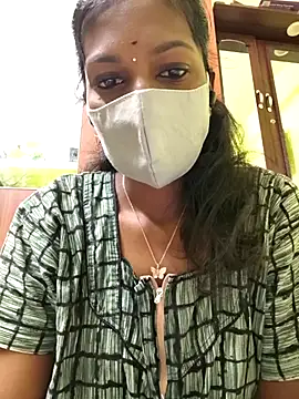 Snapshot of Honey_rosetamil chatting on January 12, 10:36 pm Honey rosetamil online show from January 12, 10:36 pm