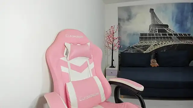RheaEtthan online show from April 30, 8:49 pm