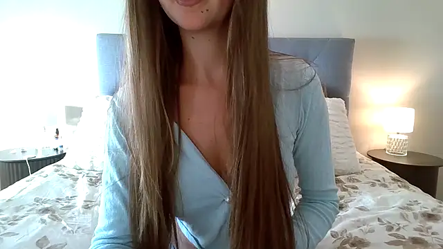 Snapshot of TaylorWest62 chatting on October 1, 2:21 pm TaylorWest62 online show from October 1, 2:21 pm