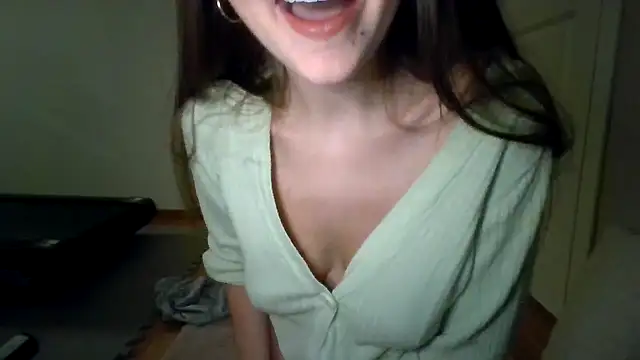 TaylorWest62 online show from January 8, 1:55 am