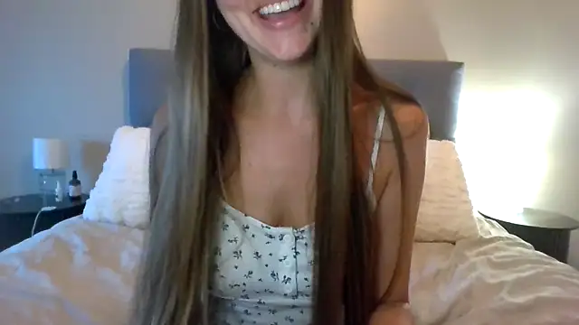 Snapshot of TaylorWest62 chatting on September 20, 3:39 pm TaylorWest62 online show from September 20, 3:39 pm