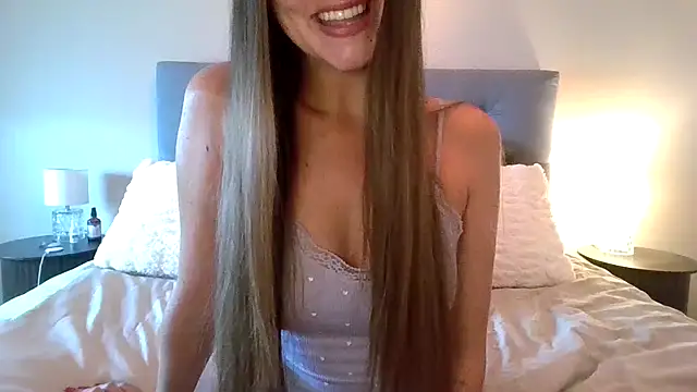 Snapshot of TaylorWest62 chatting on September 23, 1:18 pm TaylorWest62 online show from September 23, 1:18 pm