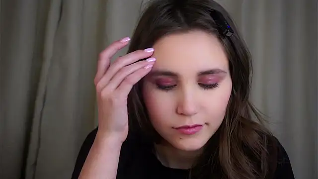 EthalFlowers online show from November 23, 1:26 am