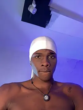 Brycce santos online show from December 22, 5:13 pm