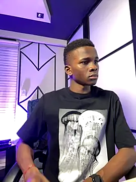 Snapshot of Brycce_santos chatting on October 21, 1:43 pm Brycce santos online show from October 21, 1:43 pm