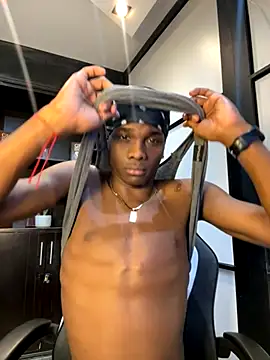 Snapshot of Brycce_santos chatting on November 19, 1:55 pm Brycce santos online show from November 19, 1:55 pm