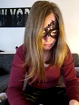 Snapshot of Squirtingcouple9094 chatting on October 31, 8:00 am Squirtingcouple9094 online show from October 31, 8:00 am