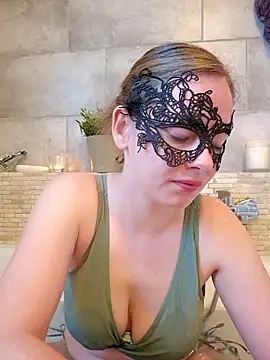 Snapshot of Squirtingcouple9094 chatting on November 7, 8:19 am Squirtingcouple9094 online show from November 7, 8:19 am