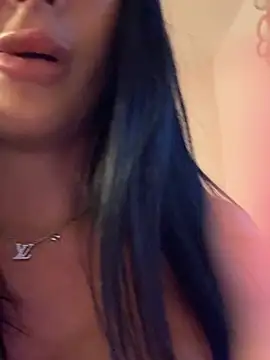 AriannaIsabellax online show from February 7, 4:48 pm