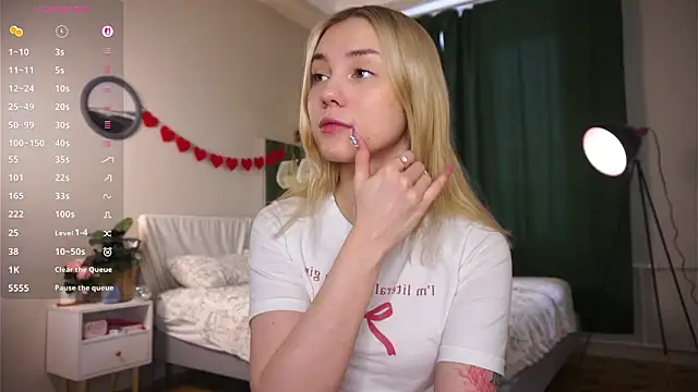 LilianBenskin online show from March 7, 5:36 am