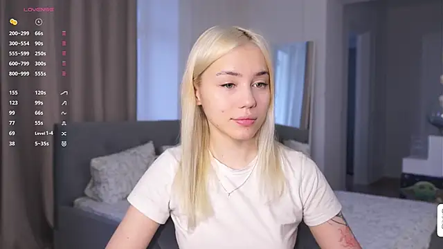 LilianBenskin online show from November 15, 5:33 am