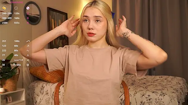 LilianBenskin online show from December 4, 6:45 am