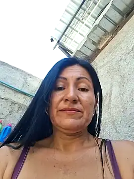 Snapshot of maturexxxnaughty chatting on June 24, 7:55 pm maturexxxnaughty online show from June 24, 7:55 pm