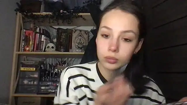 Yuna5343 online show from February 9, 8:18 pm