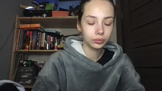 Yuna5343 online show from December 5, 8:28 pm