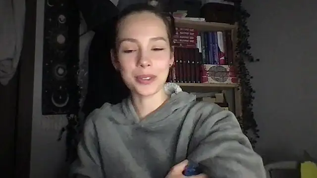 Yuna5343 online show from April 16, 9:26 pm