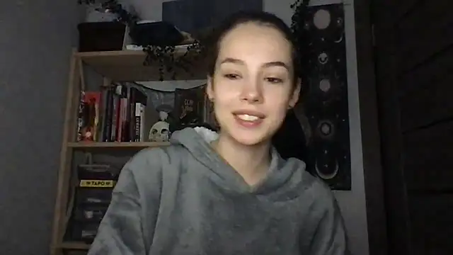 Yuna5343 online show from March 3, 9:11 pm