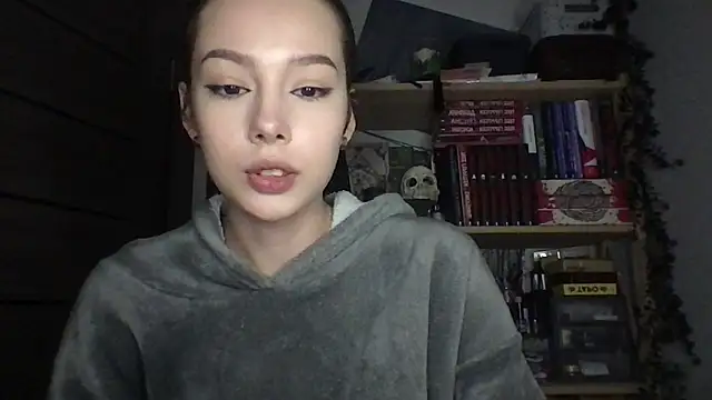 Snapshot of Yuna5343 chatting on April 22, 8:48 pm Yuna5343 online show from April 22, 8:48 pm