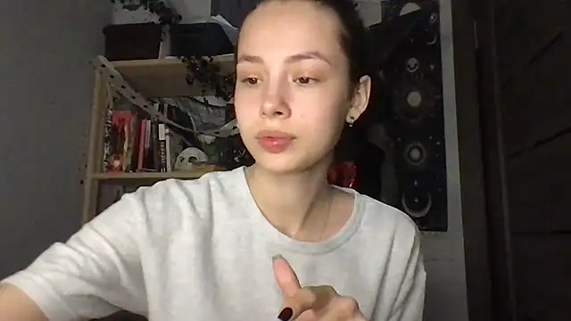 Yuna5343 online show from February 18, 8:27 pm